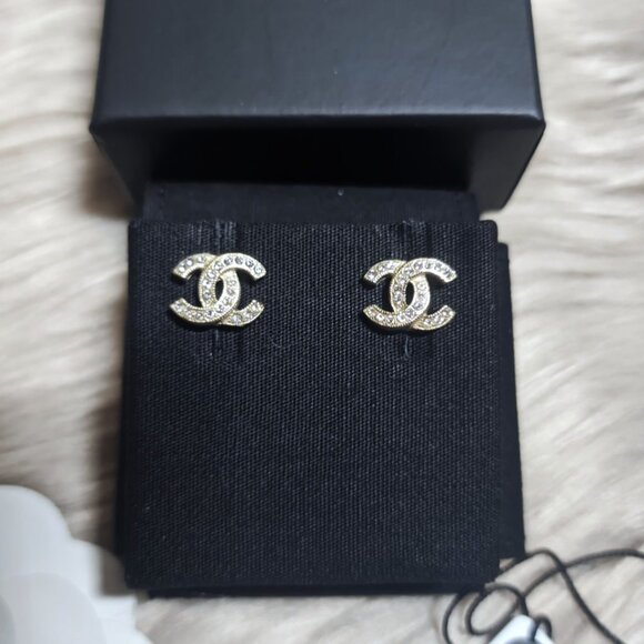 17V Authentic CHANEL Classic Mini CC Earrings - Picture 3 of 12